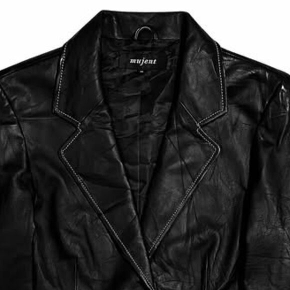 Vintage Black Leather Blazer - Picture 5 of 5